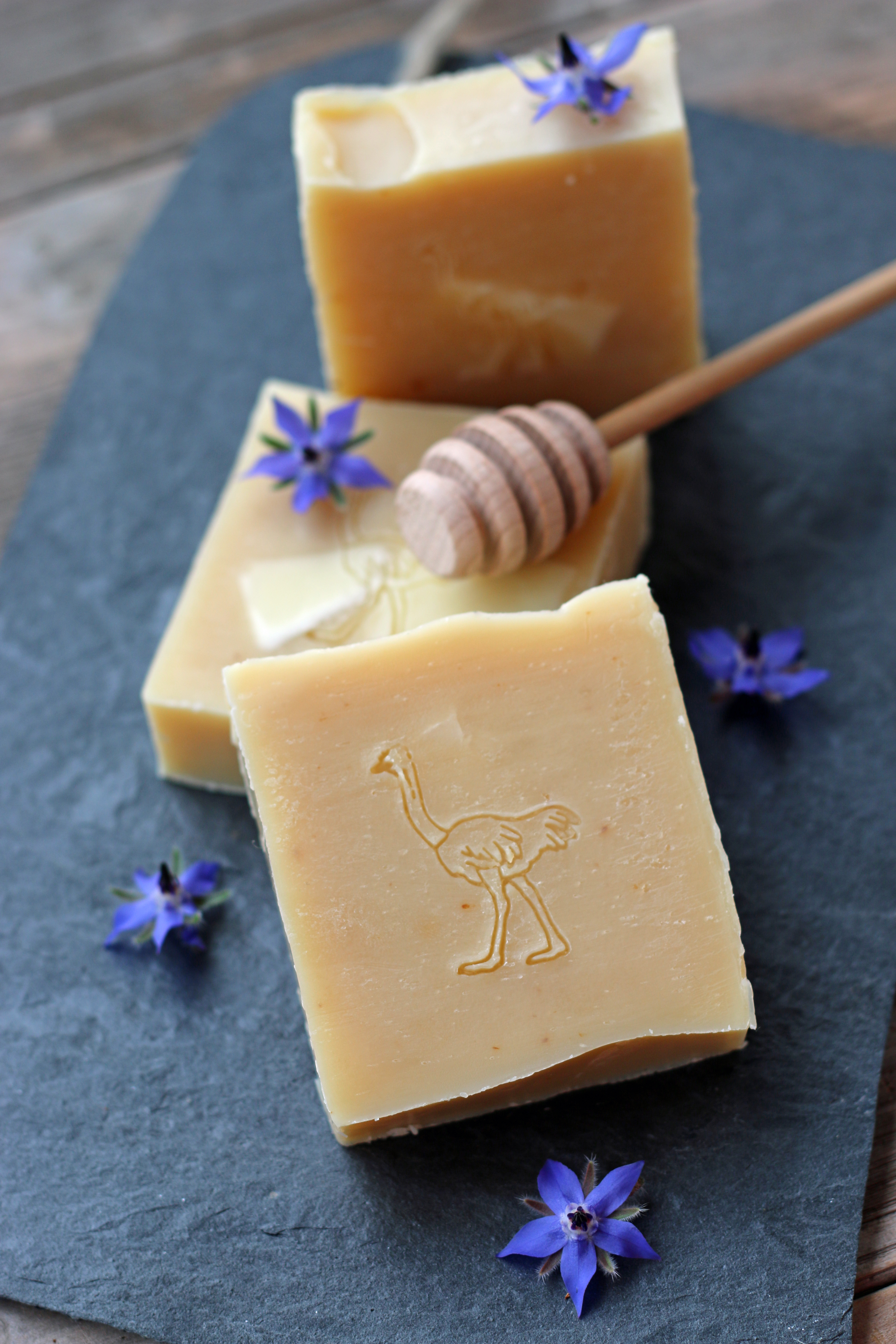 Straußenölseife mit Honig/Bienenwachs